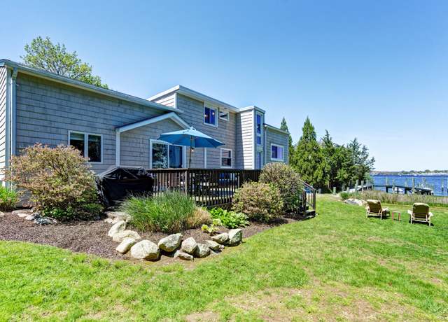 Property at 5 Quarry Rd, Stonington, CT 06355, 3 beds, 3 baths