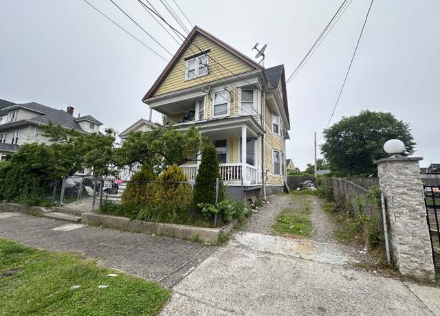 Property at 392 Laurel Ave, Bridgeport, CT 06605, 6 beds, 3 baths