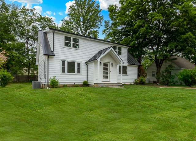 Property at 205 szost Dr, Fairfield, CT 06824, 3 beds, 3 baths