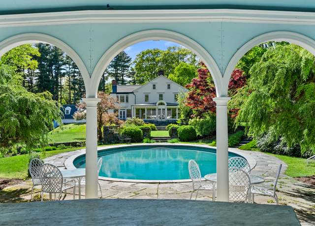 Property at 210 Doolittle Dr, Norfolk, CT 06058, 6 beds, 7.5 baths
