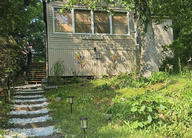 Property at 15 Ledge Rd, Lebanon, CT 06249, 2 beds, 1 bath