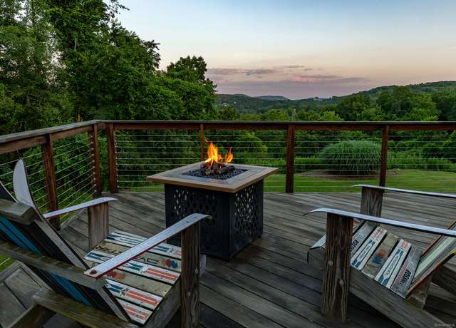 Property at 1 Cloverleaf Farm S, Sherman, CT 06784, 4 beds, 4.5 baths
