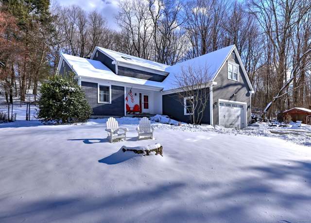 Property at 18 Glen Rd, Newtown, CT 06482, 3 beds, 2.5 baths