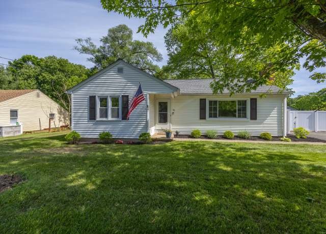 Property at 26 Clear Lake Rd, North Branford, CT 06471, 3 beds, 1 bath