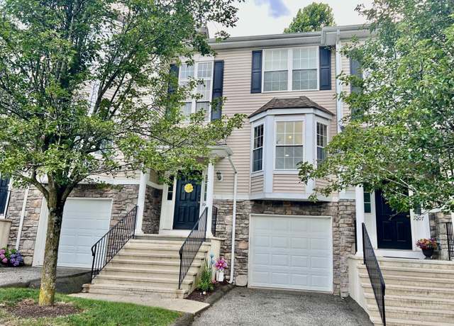 Property at 1006 Sienna Dr #1006, Danbury, CT 06810, 2 beds, 1.5 baths