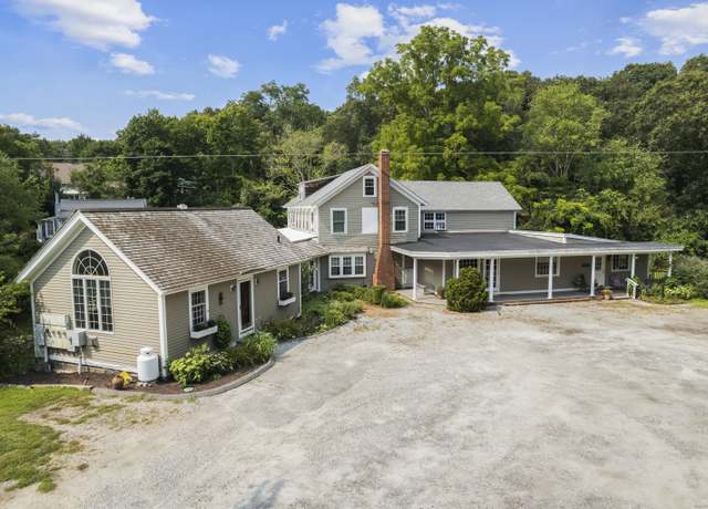 Property at 33 Deep River Rd, Essex, CT 06409, 3 beds, 2 baths