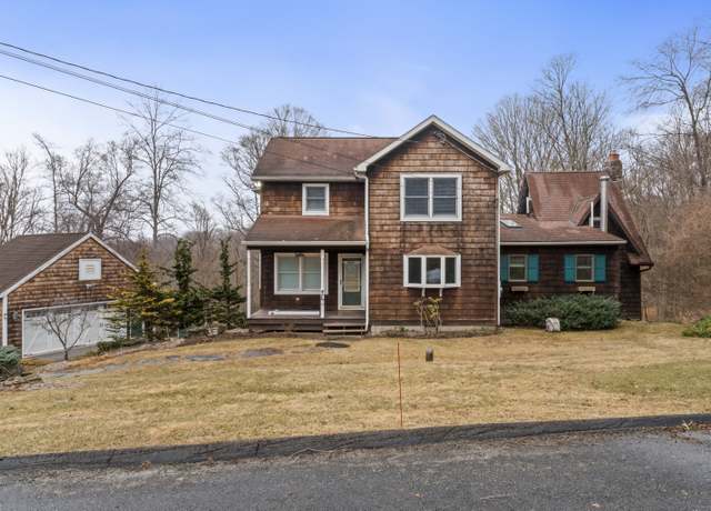Property at 47 Candlewood Hts, New Milford, CT 06776, 3 beds, 3 baths