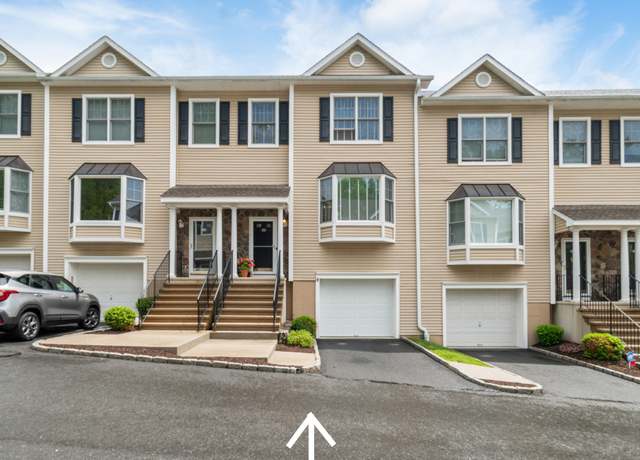 Property at 15 Scuppo Rd #1203, Danbury, CT 06811, 2 beds, 2.5 baths
