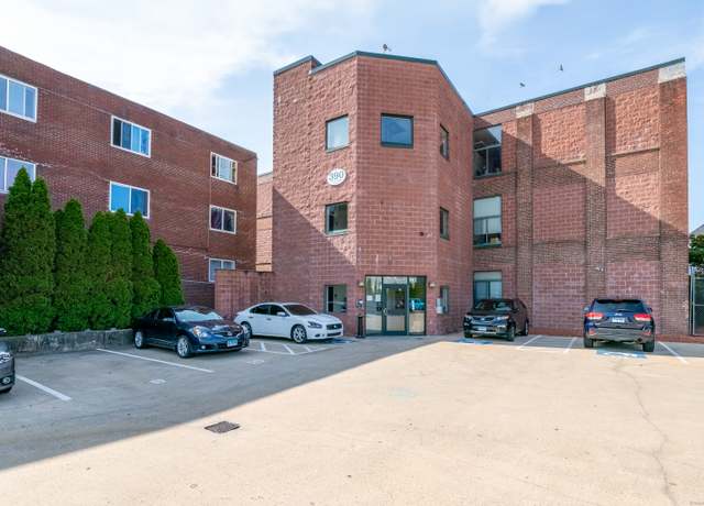 Property at 390 Charles St Apt 216, Bridgeport, CT 06606, 3 beds, 2 baths