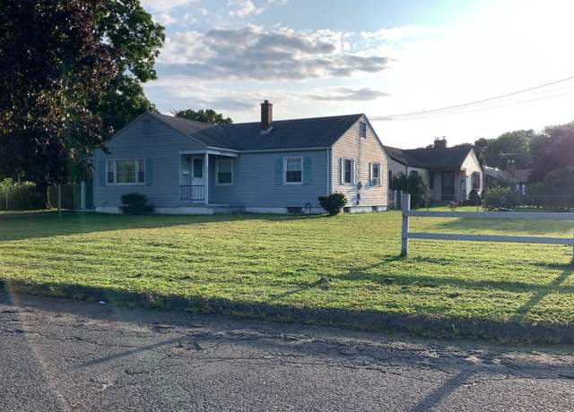 Property at 453 Denslow St, Windsor Locks, CT 06096, 3 beds, 2 baths