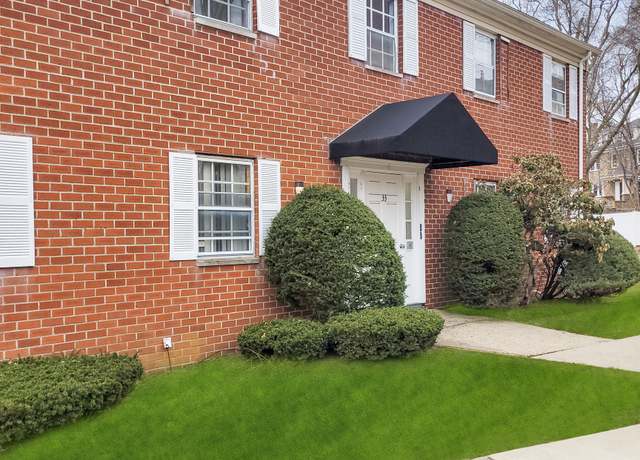 Property at 50 Greenhouse Rd Unit 33C, Bridgeport, CT 06606, 1 bed, 1 bath