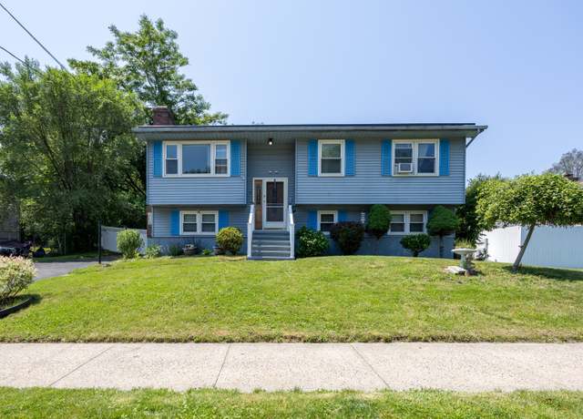 Property at 30 S Dale St, East Haven, CT 06513, 3 beds, 1.5 baths