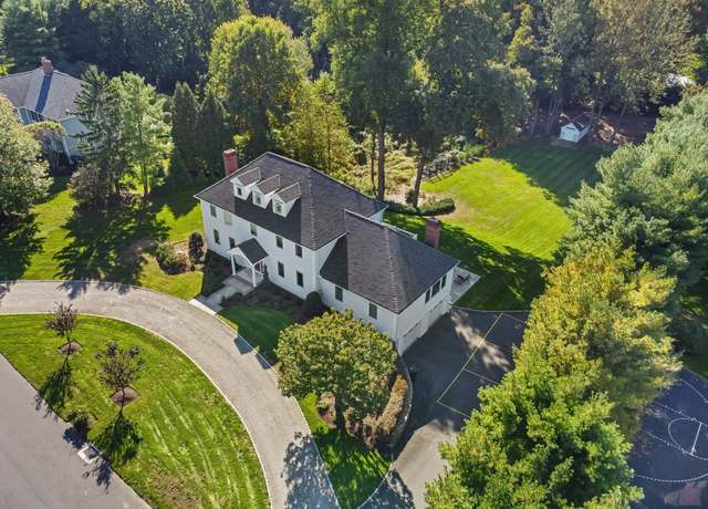 Property at 570 Warner Hill Rd, Fairfield, CT 06890, 4 beds, 4 baths