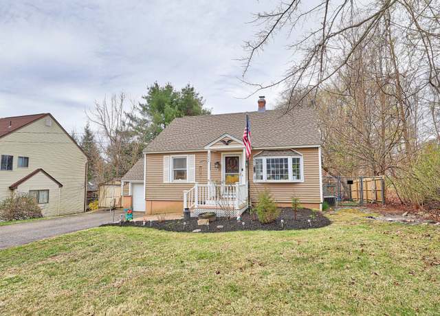 Property at 3224 N Main St, Waterbury, CT 06704, 3 beds, 2 baths