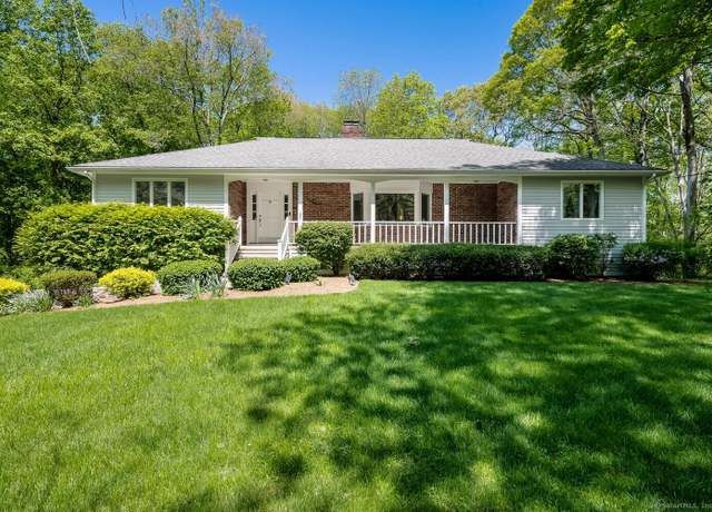 Property at 16 Bristol Pl, Wilton, CT 06897, 2 beds, 4 baths