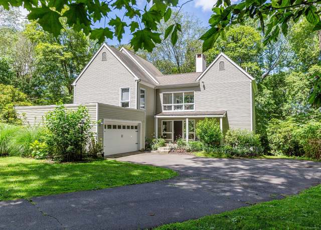 Property at 48 Deer Hill Dr, Ridgefield, CT 06877, 4 beds, 2.5 baths