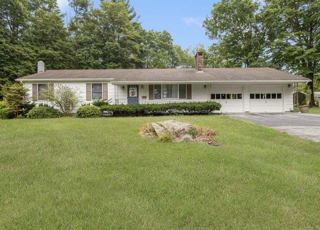 Property at 24 Blumenthal Dr, Killingly, CT 06241, 3 beds, 1.5 baths