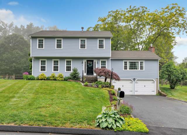 Property at 31 Stable Ridge Rd, Monroe, CT 06468, 3 beds, 2.5 baths