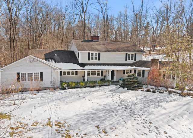 Property at 3 High Ridge Grv, Brookfield, CT 06804, 4 beds, 3.5 baths