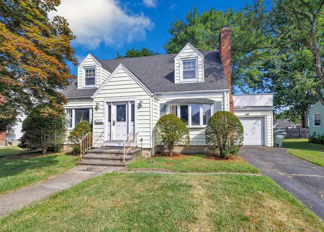 Property at 732 Westfield Ave, Bridgeport, CT 06606, 3 beds, 2.5 baths