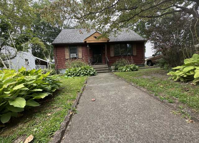 Property at 500 Woodlawn Avenue Ext, Bridgeport, CT 06606, 4 beds, 1 bath