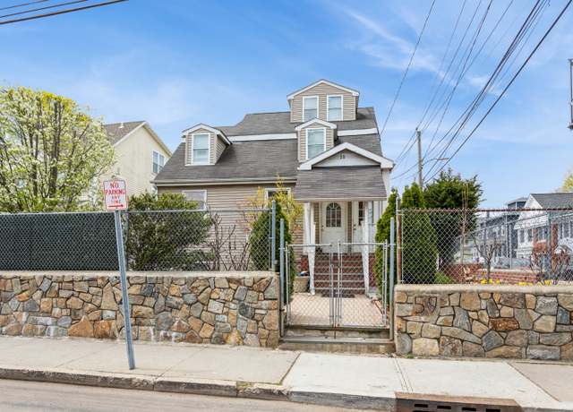 Property at 59 Fairfield Ave, Stamford, CT 06902, 7 beds, 5 baths