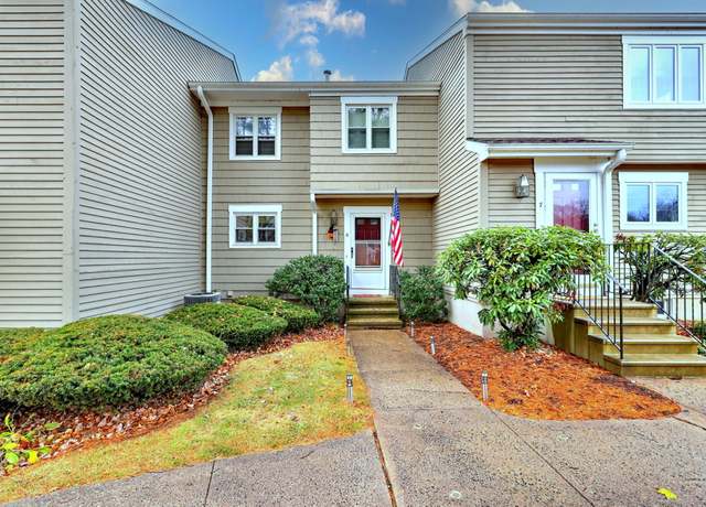 Property at 6 Lakeview Dr #6, Southington, CT 06489, 3 beds, 2.5 baths