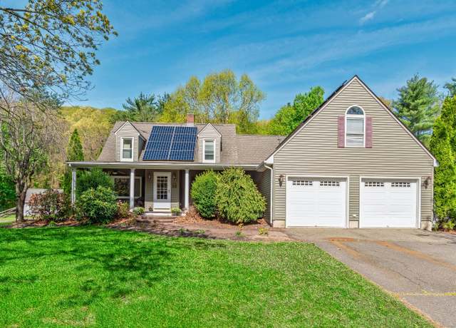 Property at 2168 Mount Vernon Rd, Southington, CT 06489, 3 beds, 1.5 baths