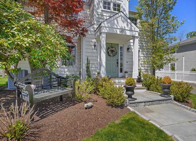 Property at 167 Richmond Hill Rd, New Canaan, CT 06840, 4 beds, 3.5 baths