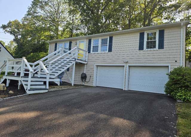 Property at 60 Spring Glen Rd, East Lyme, CT 06357, 3 beds, 2.5 baths