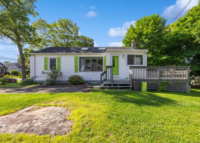 Property at 134 Mansfield Grove Rd, East Haven, CT 06512, 2 beds, 1 bath
