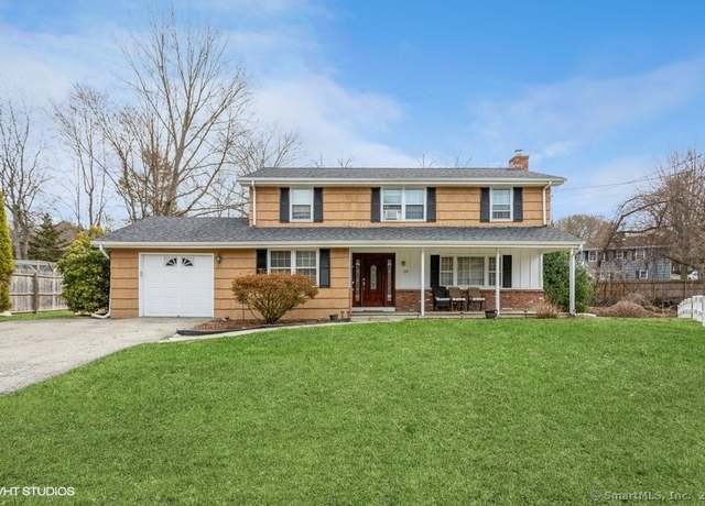Property at 20 Clorinda Ct, Stamford, CT 06902, 4 beds, 2.5 baths