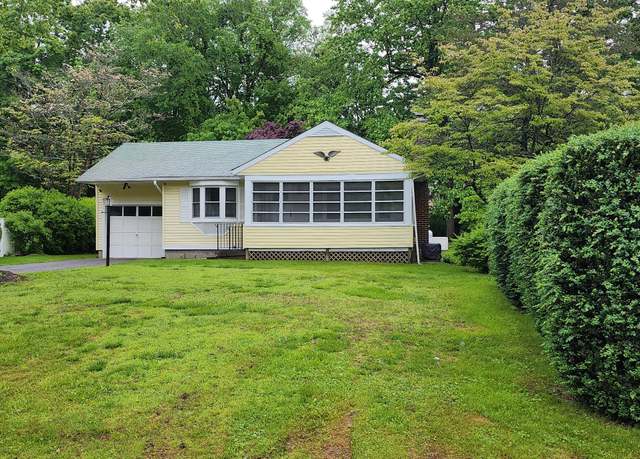 Property at 71 Sherry Ln, New Milford, CT 06776, 2 beds, 1 bath