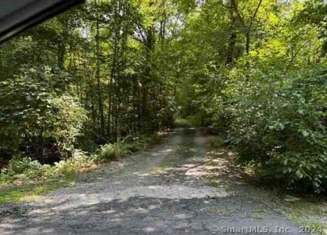 Property at 85 Westport Rd, Easton, CT 06612, 2 beds, 1.5 baths
