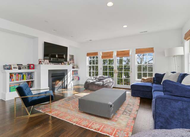 Property at 77 Havemeyer Ln #107, Stamford, CT 06902, 3 beds, 3.5 baths