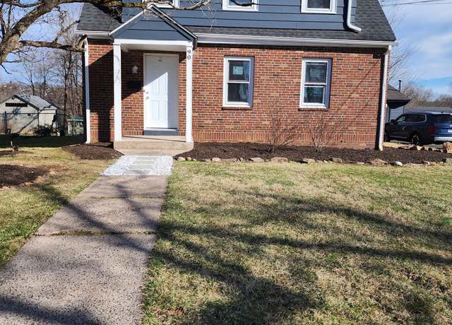 Property at 90 Grandview Ave, Wallingford, CT 06492, 4 beds, 2 baths
