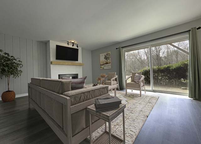 Property at 229 Bacon Pond Rd Apt 132, Woodbury, CT 06798, 2 beds, 1 bath