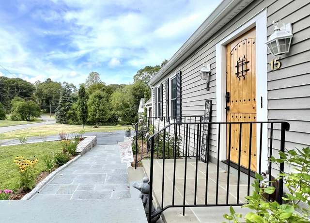 Property at 15 Briarwood Dr, Guilford, CT 06437, 4 beds, 4 baths