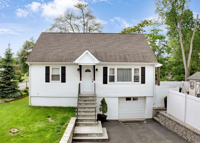 Property at 1 Freedman Dr, Norwalk, CT 06854, 3 beds, 2 baths