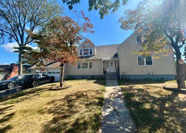 Property at 295 Rosewood Ave, New Haven, CT 06513, 5 beds, 2 baths