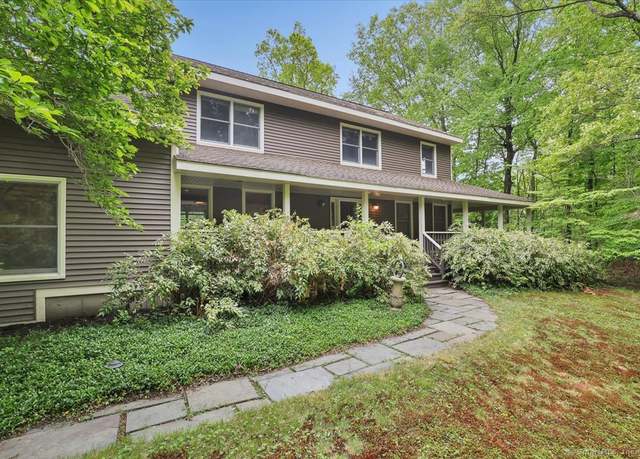 Property at 1155 Arbutus St, Middletown, CT 06457, 4 beds, 2.5 baths