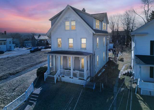 Property at 27 Loveland St, Middletown, CT 06457, 8 beds, 2 baths