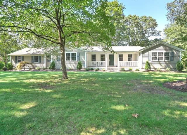 Property at 8 Partridge Dr, Seymour, CT 06483, 3 beds, 2 baths