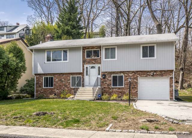 Property at 39 Underhill St, Stamford, CT 06902, 4 beds, 2 baths