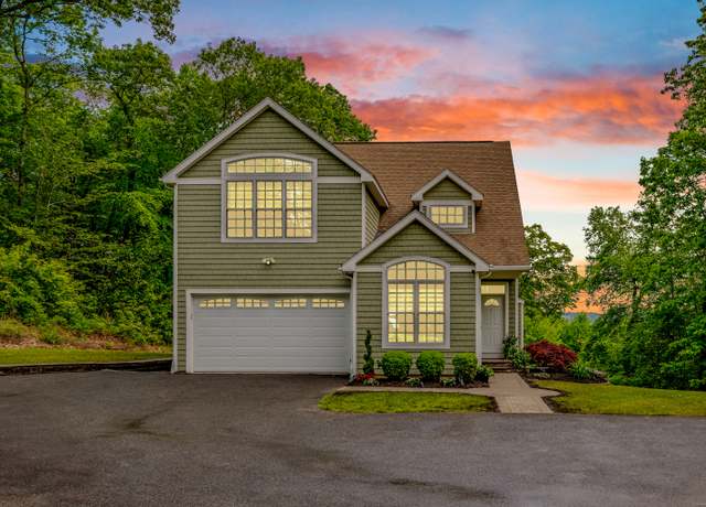Property at 12 Amanda Ln, New Milford, CT 06776, 3 beds, 2.5 baths