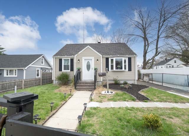 Property at 26 Post St, Bridgeport, CT 06610, 2 beds, 2 baths