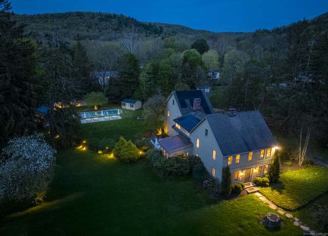 Property at 43 Gaylord Rd, New Milford, CT 06755, 4 beds, 4.5 baths