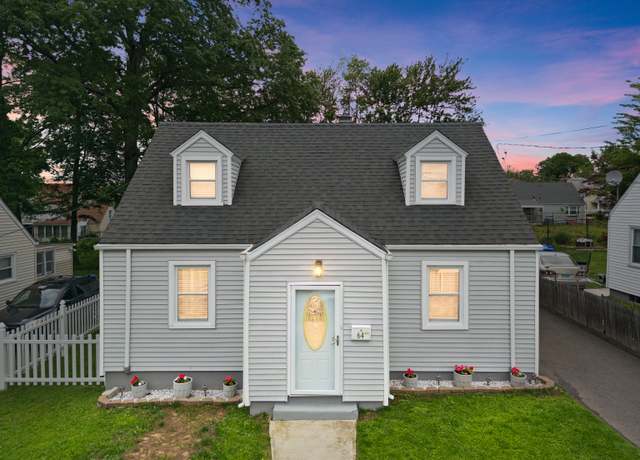 Property at 64 Hanmer St, Hartford, CT 06114, 3 beds, 2 baths