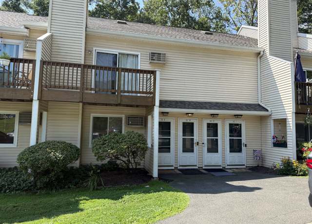 Property at 8 Rose Ln Apt 26-10, Danbury, CT 06811, 3 beds, 1.5 baths