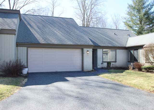 Property at 16 Heritage Crst Unit 16B, Southbury, CT 06488, 3 beds, 2 baths